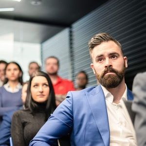 Meet your Posher, Louis-andré